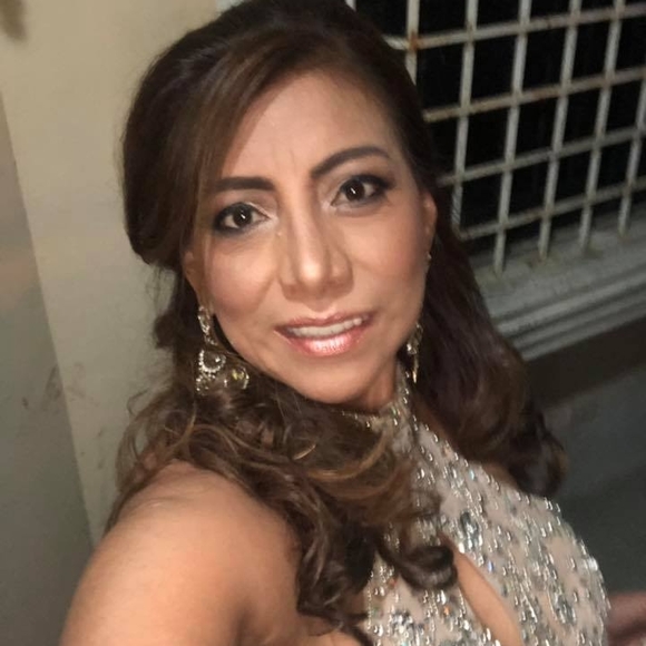 Meet your Posher, Ginger - Picture 1 of 1